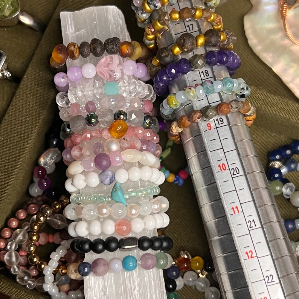 Stone Beaded Stretchy Rings🫶🏼GoldenHealingApothecary - Picture 13 of 17